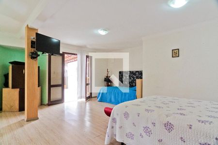 Casa à venda com 225m², 3 quartos e 5 vagasSuíte