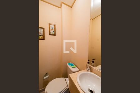 Apartamento à venda com 130m², 3 quartos e 3 vagas Apartamento à venda com 130m², 3 quartos e 3 vagasBanheiro