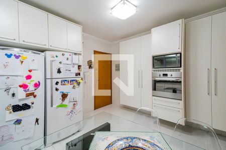 Apartamento à venda com 130m², 3 quartos e 3 vagas Apartamento à venda com 130m², 3 quartos e 3 vagasCozinha