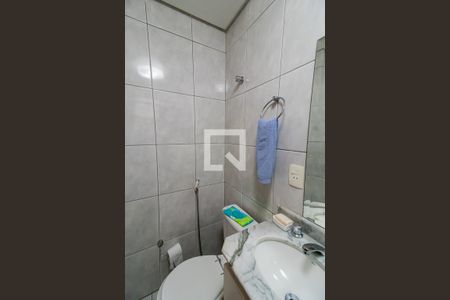 Apartamento à venda com 130m², 3 quartos e 3 vagas Apartamento à venda com 130m², 3 quartos e 3 vagasBanheiro da Suíte 2