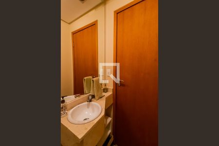 Apartamento à venda com 130m², 3 quartos e 3 vagas Apartamento à venda com 130m², 3 quartos e 3 vagasBanheiro