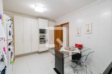 Apartamento à venda com 130m², 3 quartos e 3 vagas Apartamento à venda com 130m², 3 quartos e 3 vagasCozinha