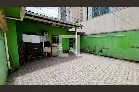 Casa à venda com 237m², 3 quartos e 3 vagas Casa à venda com 237m², 3 quartos e 3 vagasQuintal