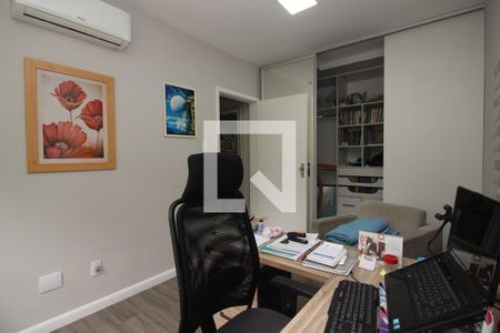 Apartamento à venda com 127m², 3 quartos e 2 vagas Apartamento à venda com 127m², 3 quartos e 2 vagasQuarto 3