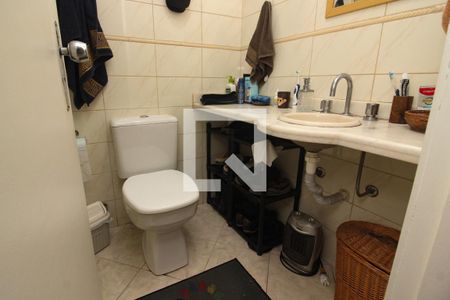 Apartamento à venda com 127m², 3 quartos e 2 vagas Apartamento à venda com 127m², 3 quartos e 2 vagasBanheiro 1