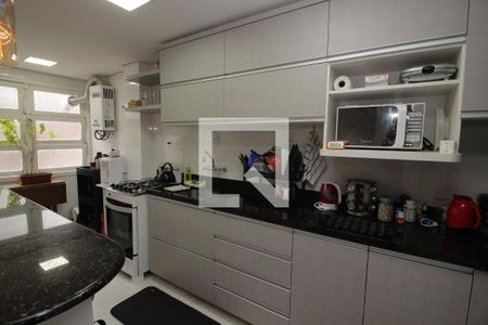 Apartamento à venda com 127m², 3 quartos e 2 vagas Apartamento à venda com 127m², 3 quartos e 2 vagasCozinha