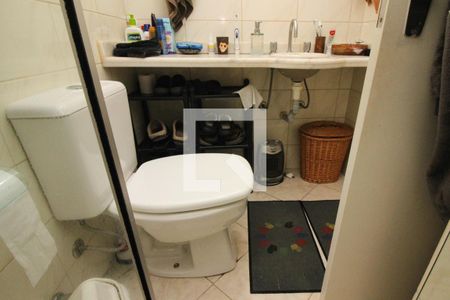 Apartamento à venda com 127m², 3 quartos e 2 vagas Apartamento à venda com 127m², 3 quartos e 2 vagasBanheiro 1