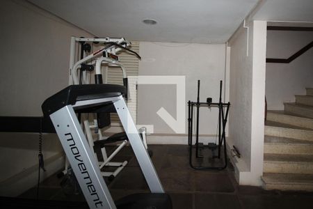 Apartamento à venda com 127m², 3 quartos e 2 vagas Apartamento à venda com 127m², 3 quartos e 2 vagasÁrea comum - Academia