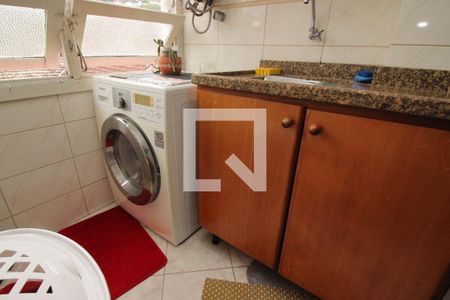 Apartamento à venda com 127m², 3 quartos e 2 vagas Apartamento à venda com 127m², 3 quartos e 2 vagasÁrea de Serviço