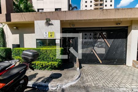 Apartamento para alugar com 76m², 3 quartos e 1 vagaFachada e portaria
