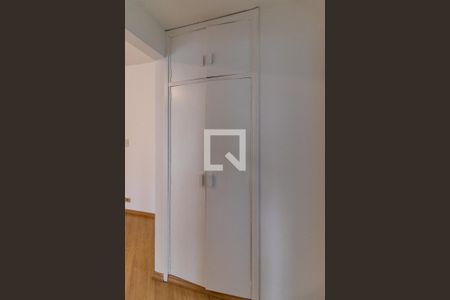 Corredor  de apartamento à venda com 1 quarto, 44m² em Itaim Bibi, São Paulo