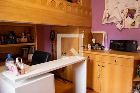 Casa à venda com 211m², 3 quartos e 2 vagas Casa à venda com 211m², 3 quartos e 2 vagasQuarto 3