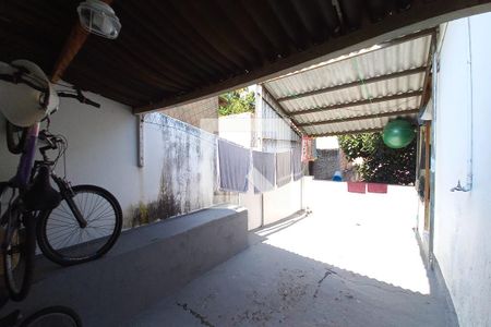 Casa à venda com 150m², 3 quartos e 1 vaga Casa à venda com 150m², 3 quartos e 1 vagaÁrea comum