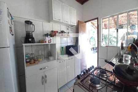 Casa à venda com 150m², 3 quartos e 1 vaga Casa à venda com 150m², 3 quartos e 1 vagaCozinha