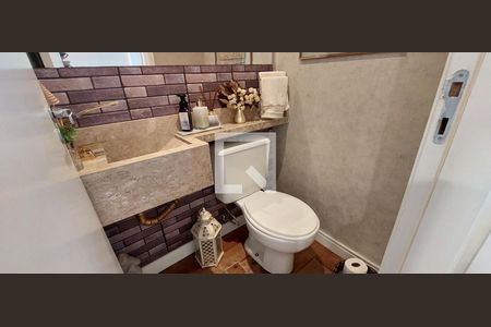 Apartamento à venda com 120m², 4 quartos e 2 vagas Apartamento à venda com 120m², 4 quartos e 2 vagasBanheiro