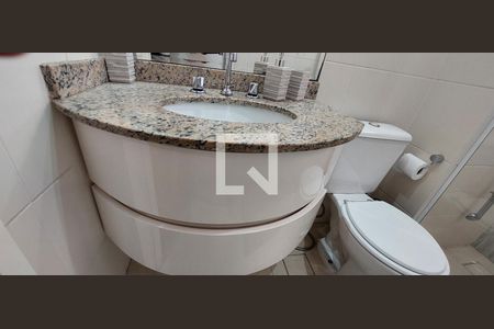 Apartamento à venda com 120m², 4 quartos e 2 vagas Apartamento à venda com 120m², 4 quartos e 2 vagasBanheiro