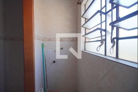 Apartamento à venda com 80m², 2 quartos e 1 vagaÁrea de Serviço