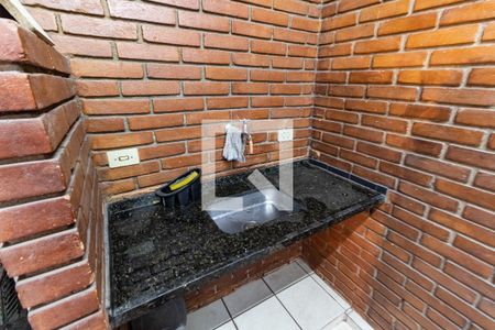 Casa à venda com 240m², 3 quartos e 2 vagas Casa à venda com 240m², 3 quartos e 2 vagasChurrasquiera
