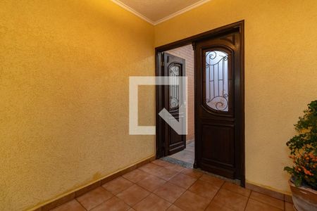 Casa à venda com 240m², 3 quartos e 2 vagas Casa à venda com 240m², 3 quartos e 2 vagasHall de Entrada
