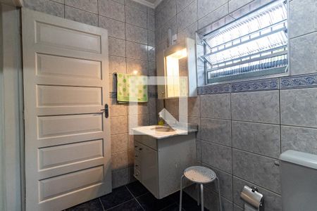 Casa à venda com 240m², 3 quartos e 2 vagas Casa à venda com 240m², 3 quartos e 2 vagasBanheiro da Suíte