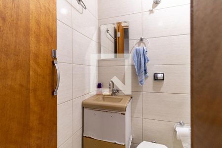 Casa à venda com 240m², 3 quartos e 2 vagas Casa à venda com 240m², 3 quartos e 2 vagasBanheiro da Edícula