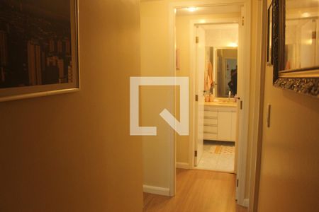 Apartamento à venda com 136m², 4 quartos e 3 vagasCorredor