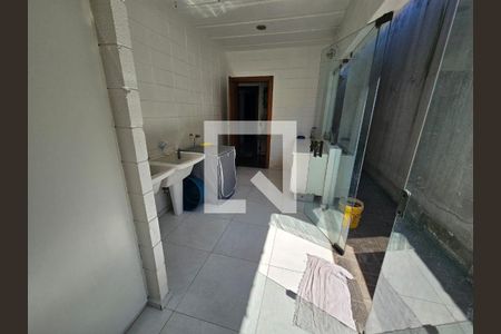 Casa à venda com 201m², 3 quartos e 4 vagasÁrea de Serviço