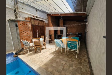 Casa à venda com 201m², 3 quartos e 4 vagasChurrasqueira