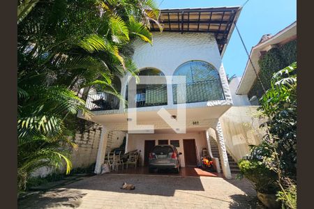 Casa à venda com 201m², 3 quartos e 4 vagas