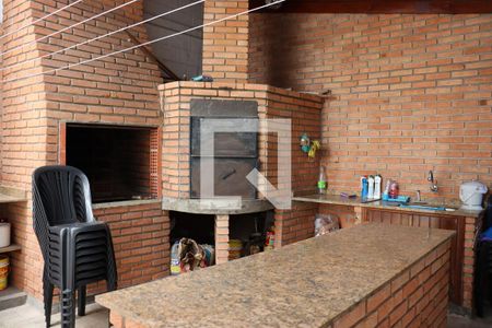 Casa à venda com 201m², 3 quartos e 4 vagasChurrasqueira