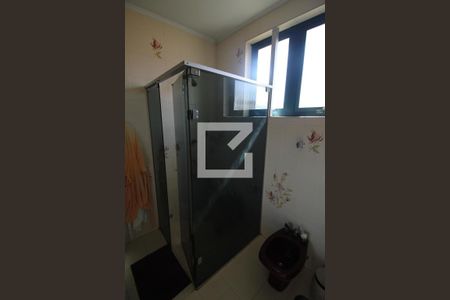 Casa à venda com 235m², 3 quartos e 3 vagasBanheiro