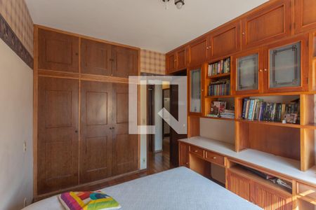 Apartamento à venda com 251m², 4 quartos e 3 vagas Apartamento à venda com 251m², 4 quartos e 3 vagasQuarto 3