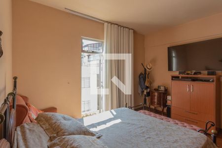 Apartamento à venda com 251m², 4 quartos e 3 vagas Apartamento à venda com 251m², 4 quartos e 3 vagasSuíte