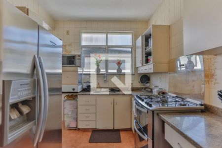 Apartamento à venda com 251m², 4 quartos e 3 vagas Apartamento à venda com 251m², 4 quartos e 3 vagasCozinha