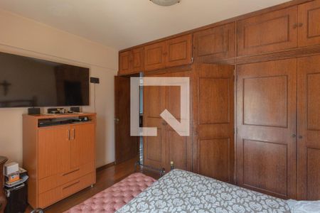 Apartamento à venda com 251m², 4 quartos e 3 vagas Apartamento à venda com 251m², 4 quartos e 3 vagasSuíte