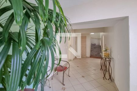 Apartamento à venda com 251m², 4 quartos e 3 vagas Apartamento à venda com 251m², 4 quartos e 3 vagasHall de entrada