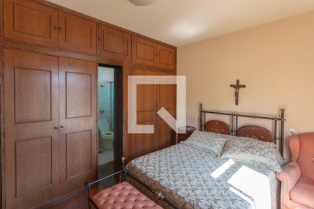 Apartamento à venda com 251m², 4 quartos e 3 vagas Apartamento à venda com 251m², 4 quartos e 3 vagasSuíte