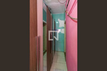 Casa à venda com 49m², 1 quarto e 2 vagas Casa à venda com 49m², 1 quarto e 2 vagasQuarto - Closet