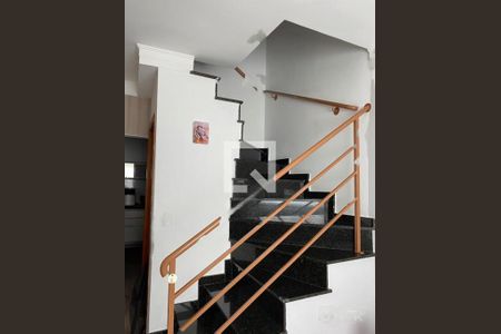 Casa à venda com 65m², 2 quartos e 1 vaga