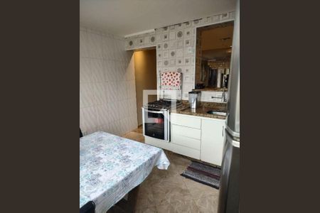 Casa à venda com 250m², 3 quartos e 1 vaga