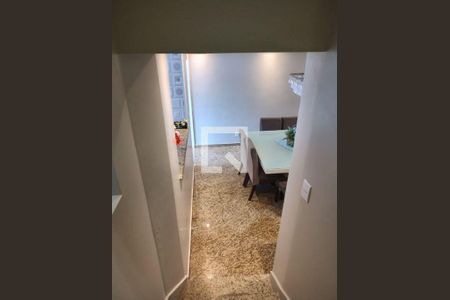 Casa à venda com 250m², 3 quartos e 1 vaga