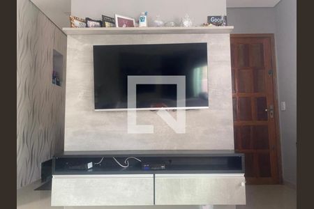 Casa à venda com 67m², 2 quartos e 2 vagas