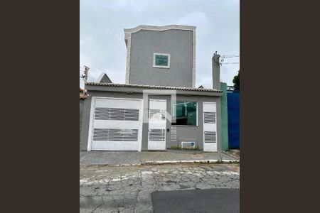 Casa à venda com 67m², 2 quartos e 2 vagas