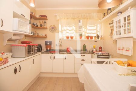 Apartamento à venda com 116m², 2 quartos e 1 vagaCozinha e Área de Serviço