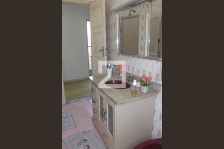 Casa à venda com 254m², 4 quartos e 2 vagasbanheiro 2