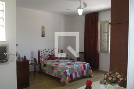 Casa à venda com 254m², 4 quartos e 2 vagasQuarto 2