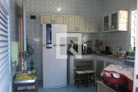 Casa à venda com 254m², 4 quartos e 2 vagasCozinha 