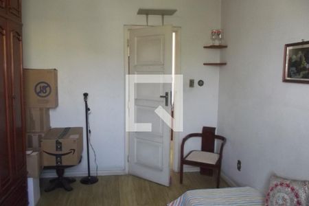 Casa à venda com 254m², 4 quartos e 2 vagasQuarto 3