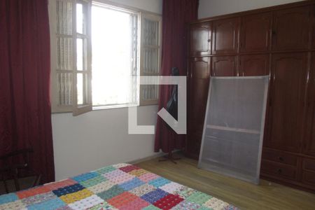 Casa à venda com 254m², 4 quartos e 2 vagasQuarto 2