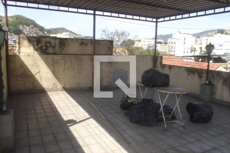 Casa à venda com 254m², 4 quartos e 2 vagasÁrea Externa